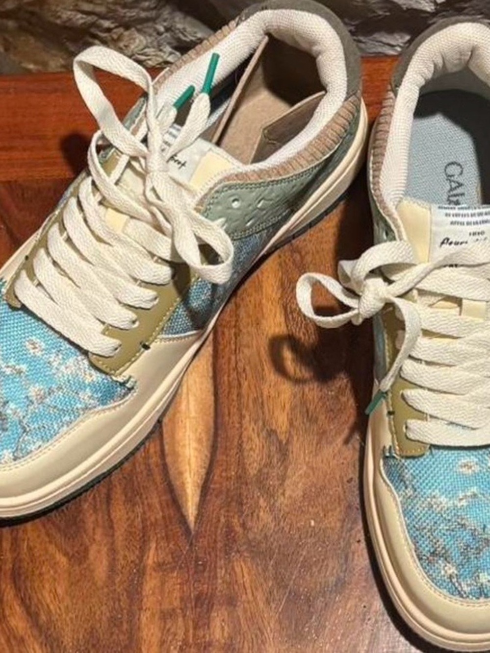 Galartsy Casual Unisex Low-Top Sneakers in Light Blue and Cream